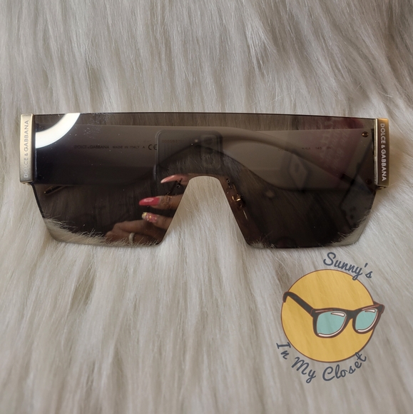 Dolce & Gabbana Shield Sunglasses 😎 DG2233 Super Hot Glasses🔥🔥 Price is FIRM! - Picture 2 of 8